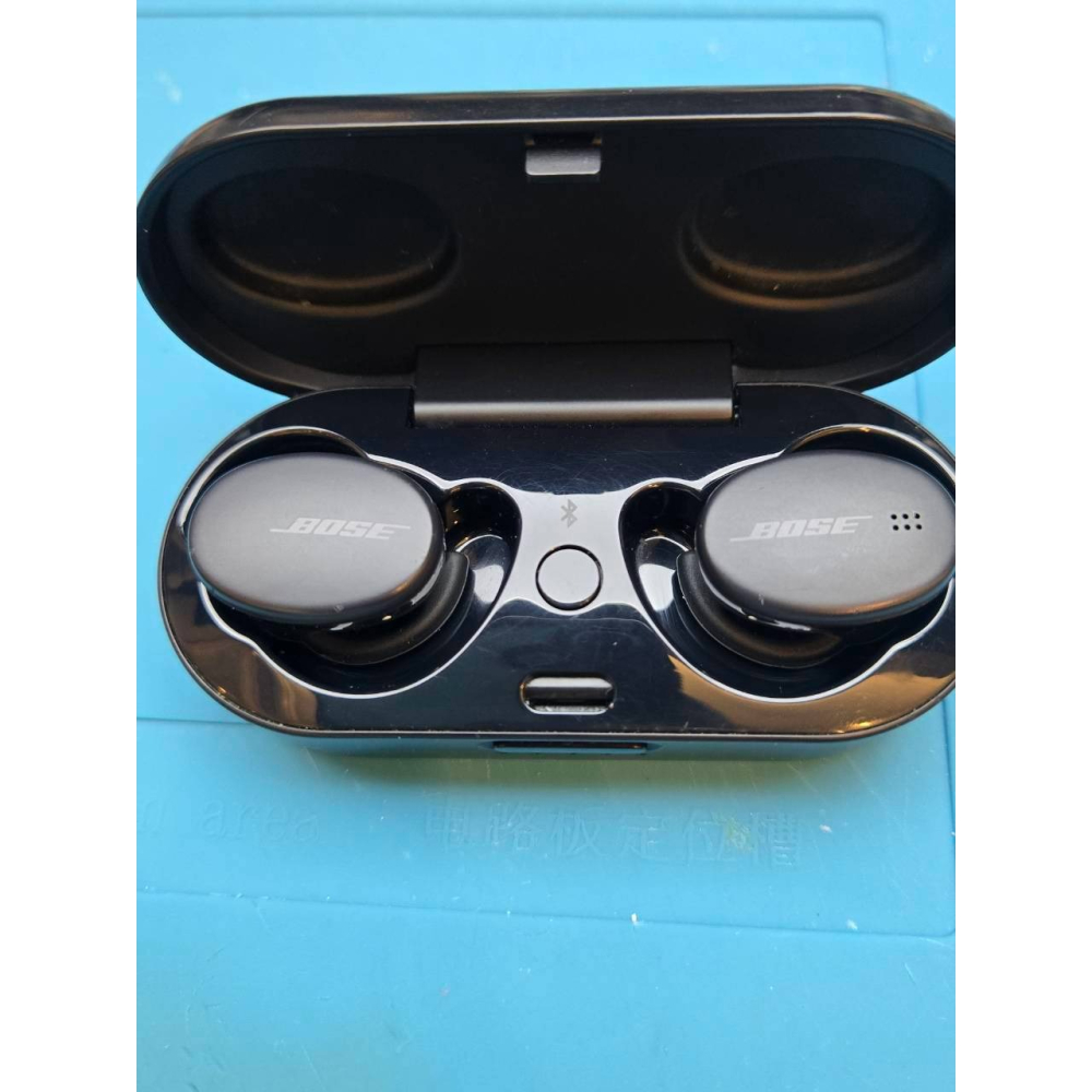 免費清潔🛁 博士Bose Sport Earbuds 小鯊 更換電池 不充電 斷連 電池老化 沒反應 沒聲音小 紅白燈-細節圖7
