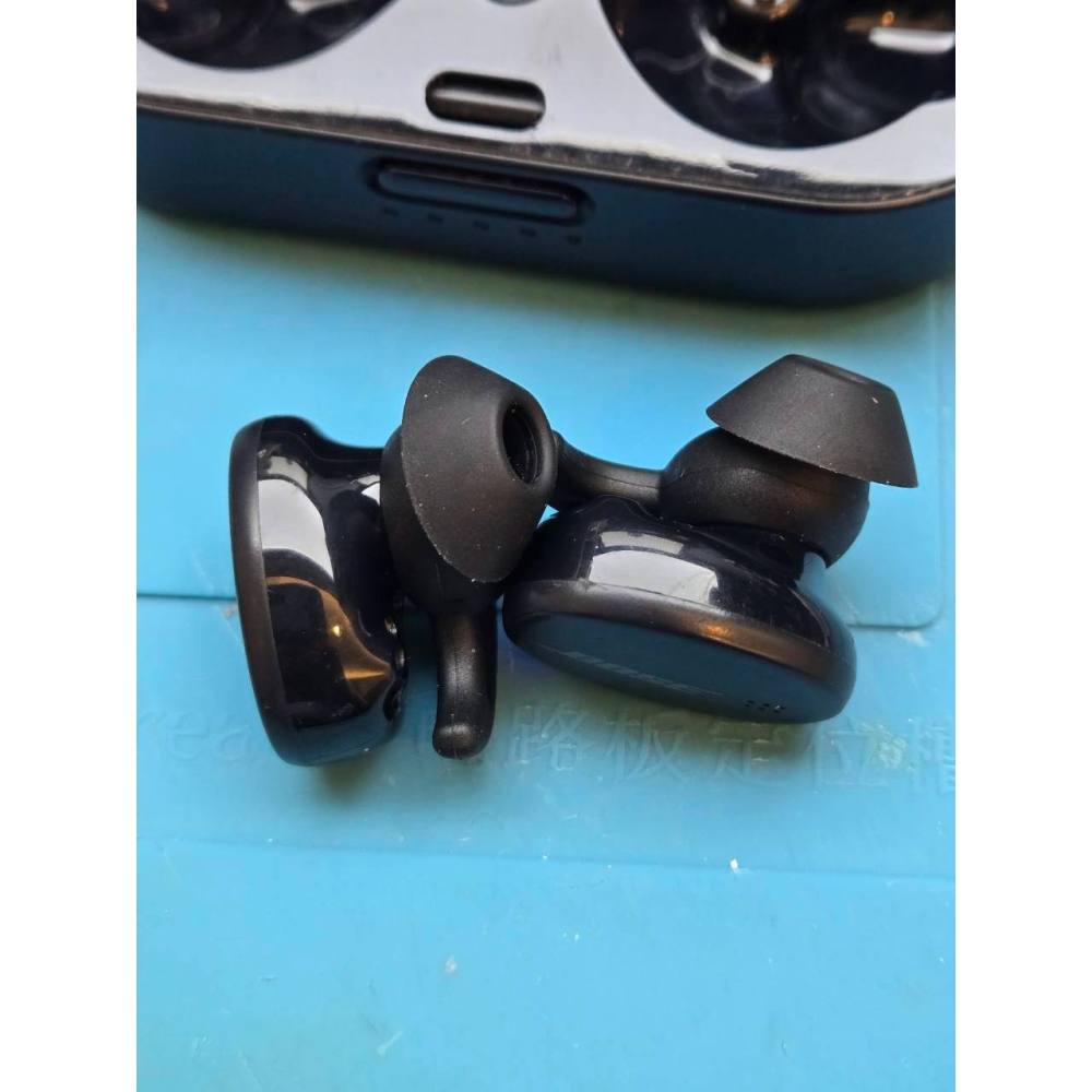 免費清潔🛁 博士Bose Sport Earbuds 小鯊 更換電池 不充電 斷連 電池老化 沒反應 沒聲音小 紅白燈-細節圖8