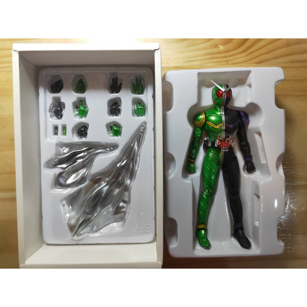 SHF 膠膜未拆近全新 真骨雕 假面騎士 W 颶風小丑  旋風王牌 真骨彫 Joker S.H.Figuarts-細節圖3