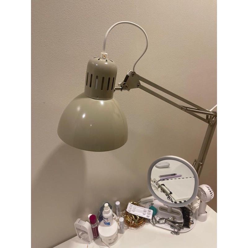 IKEA代購 TERTIAL工作燈 桌燈 夾燈 可調角度工作燈 調高調低 長臂工作燈-細節圖2