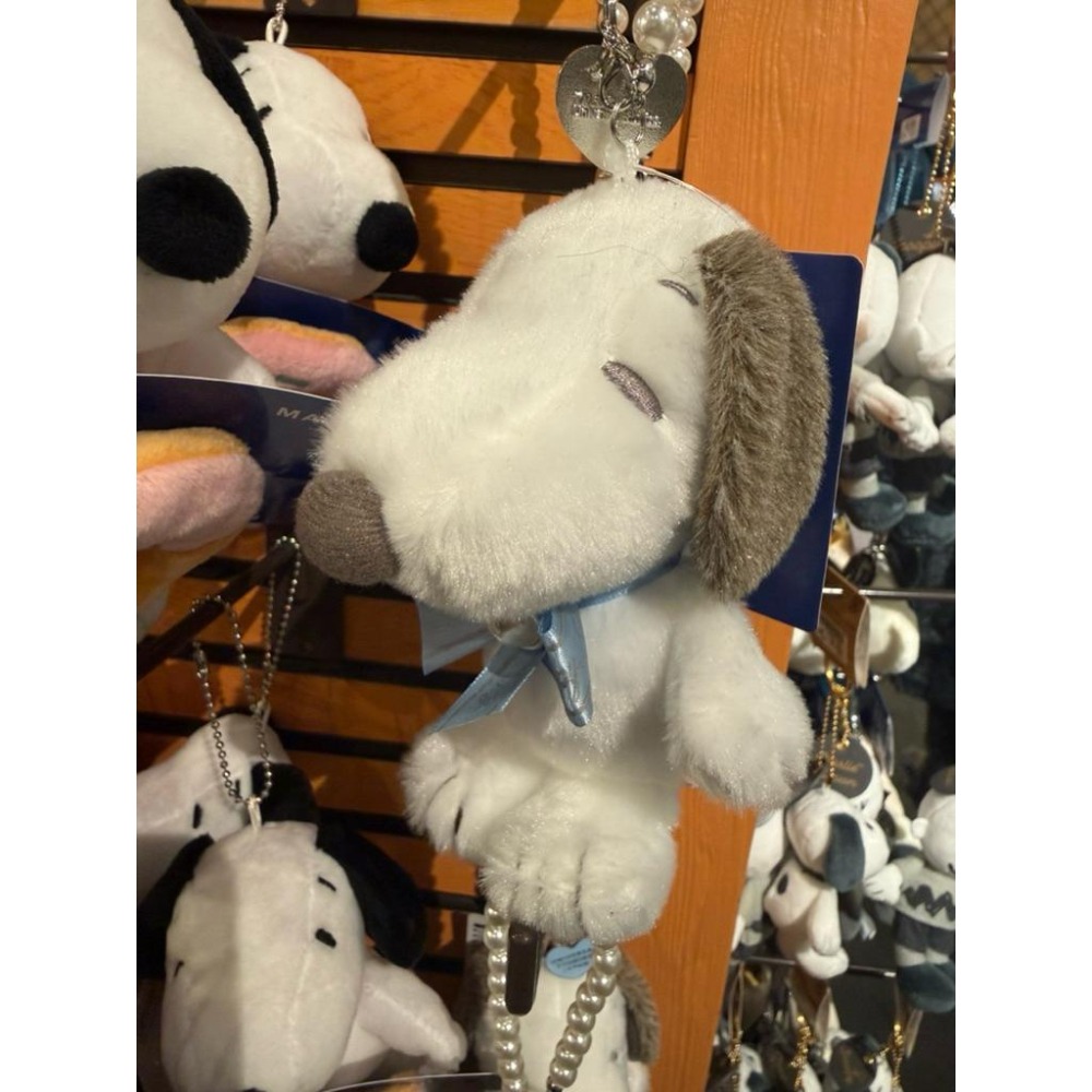 正品日本帶回 24小時內出貨 現貨 隔日到貨 🇯🇵代購 日本環球影城 史努比snoopy藍色蝴蝶結串珠吊飾-細節圖2