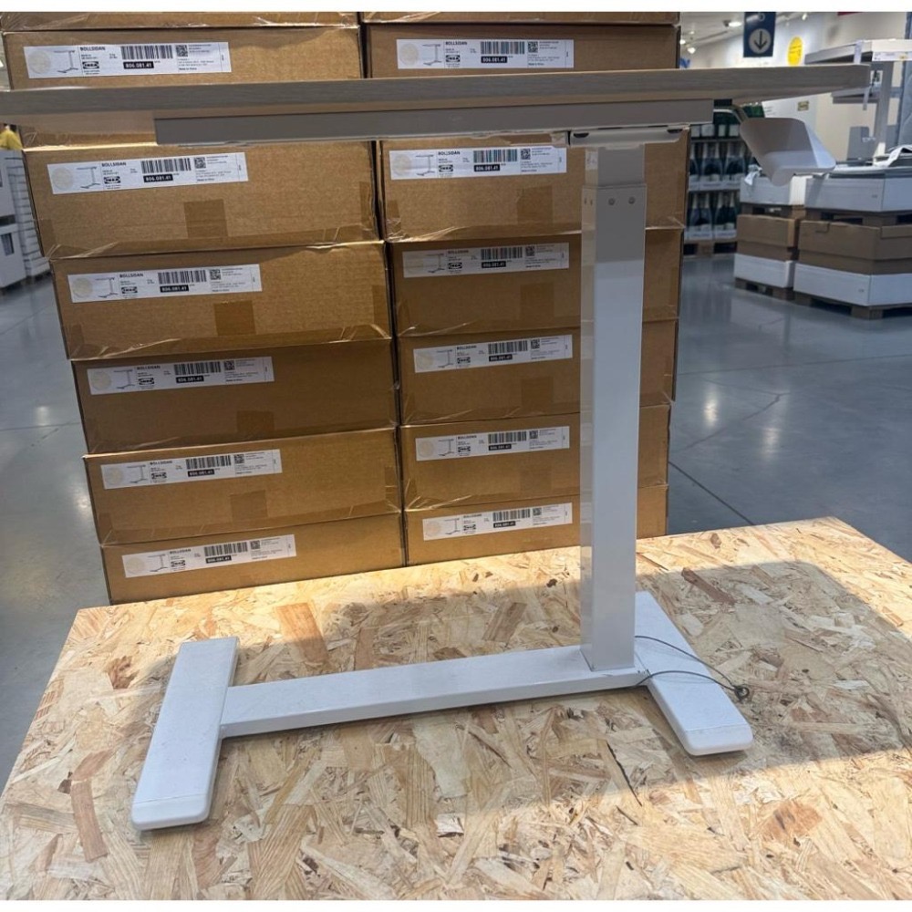 IKEA 代購 BOLLSIDAN 筆電桌 氣壓式 電腦桌 客廳桌 升降式邊桌 升降桌 可移動式 邊桌 床邊桌 懶人用-細節圖2