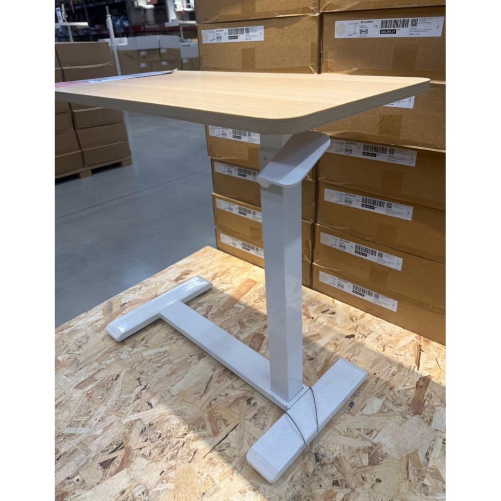 IKEA 代購 BOLLSIDAN 筆電桌 氣壓式 電腦桌 客廳桌 升降式邊桌 升降桌 可移動式 邊桌 床邊桌 懶人用-細節圖4