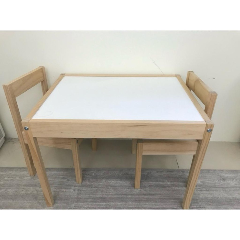 IKEA 代購 LATT 兒童一桌二椅組 兒童桌椅 松木桌椅 兒童書桌 小尺寸 兒童遊戲桌 兒童桌椅 學習桌-細節圖6