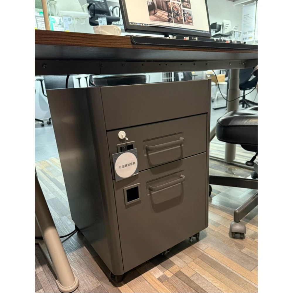 [ IKEA絕版品］📢 IKEA 正品 IDASEN 抽屜櫃 深灰色抽屜櫃附緩衝器 二抽櫃附輪 收納櫃 文具櫃-細節圖5
