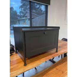 IKEA絕版品 📢 IKEA代購 KORNSJO 全鋼質 KORNSJÖ 儲物椅凳 黑 穿鞋椅 置物凳 床邊桌-細節圖7