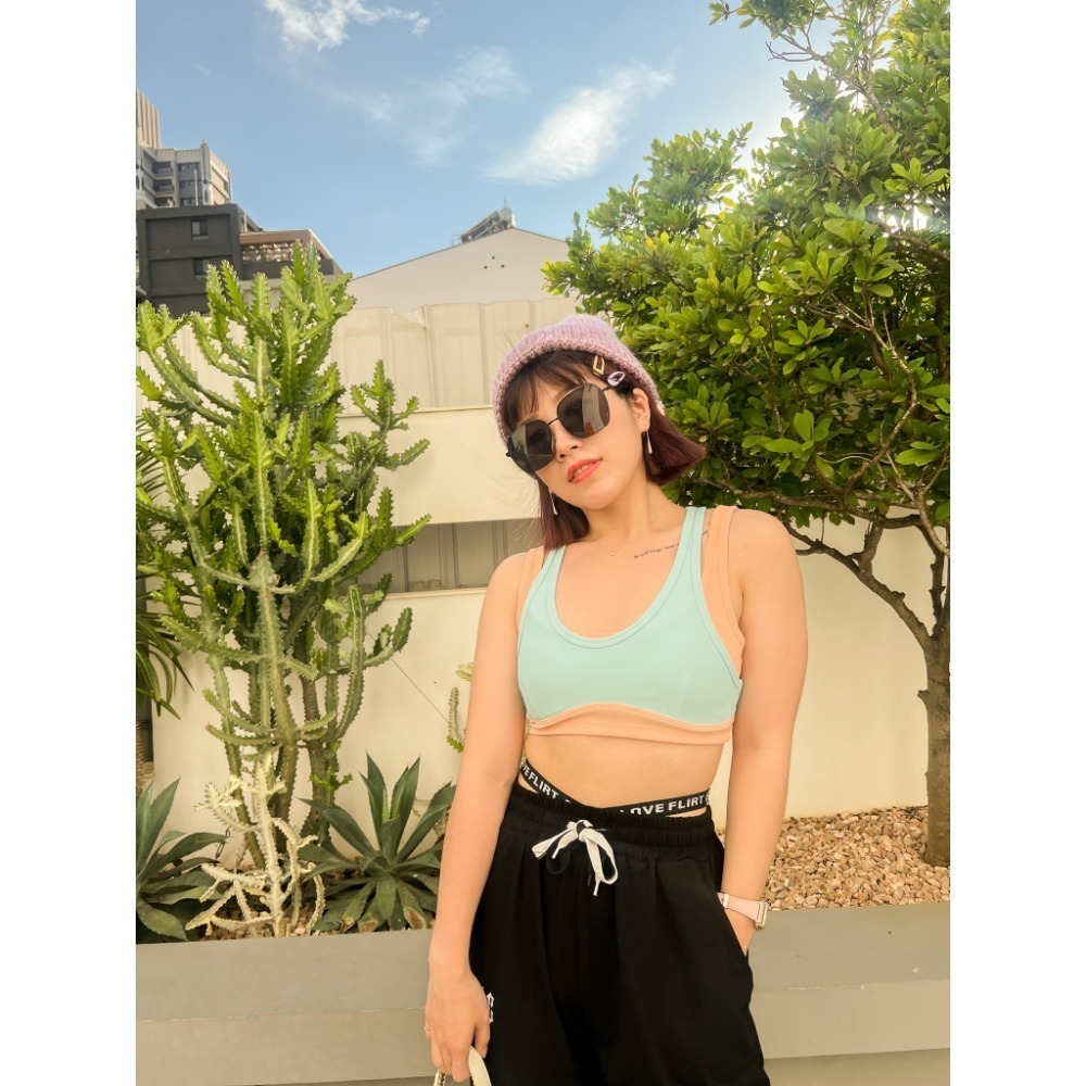 『桑芙兒』歐美 假兩件 休閒 撞色 BAR 背心 運動 內衣 瑜珈  (4色) S/M/L-細節圖2