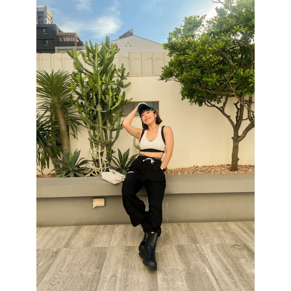 『桑芙兒』歐美 假兩件 休閒 撞色 BAR 背心 運動 內衣 瑜珈  (4色) S/M/L-細節圖3