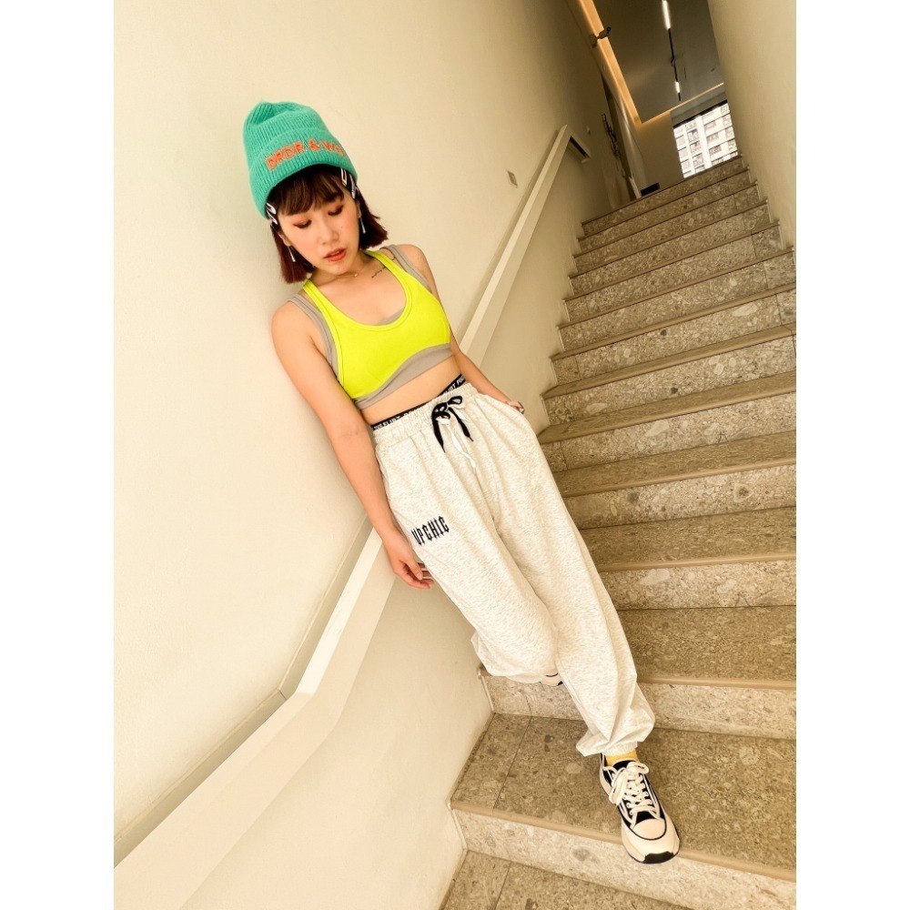 『桑芙兒』歐美 假兩件 休閒 撞色 BAR 背心 運動 內衣 瑜珈  (4色) S/M/L-細節圖6