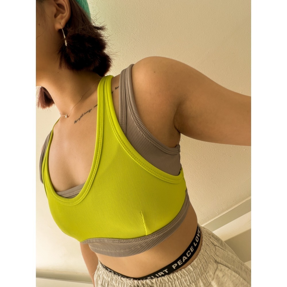 『桑芙兒』歐美 假兩件 休閒 撞色 BAR 背心 運動 內衣 瑜珈  (4色) S/M/L-細節圖8