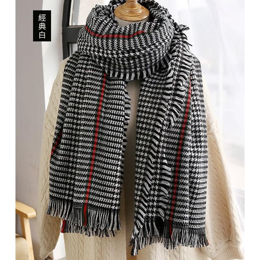【小魚生活館台灣現貨】千鳥格羊絨圍巾-細節圖6