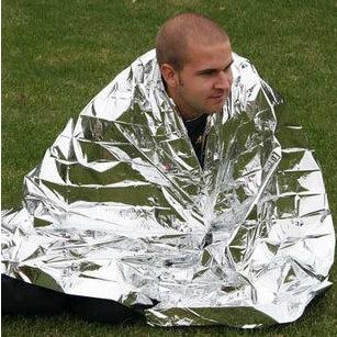 【小魚生活館台灣現貨】戶外應急保暖毯 多功能防寒毯 聚熱急救生存裝備 失溫災害求生 鋁箔露營救生毯-細節圖6