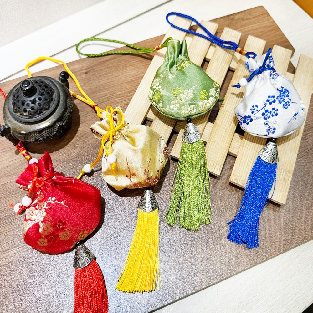 端午節 香包 流蘇香囊 (梅花袋) 古風香包 錦緞香包 刺繡錦囊 艾草 護身符 祈福 香袋【M000002】-細節圖6