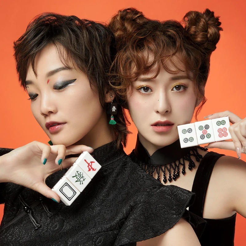 日本【和粧】麻將眼影 1.3g 聖誕 交換禮物-細節圖2