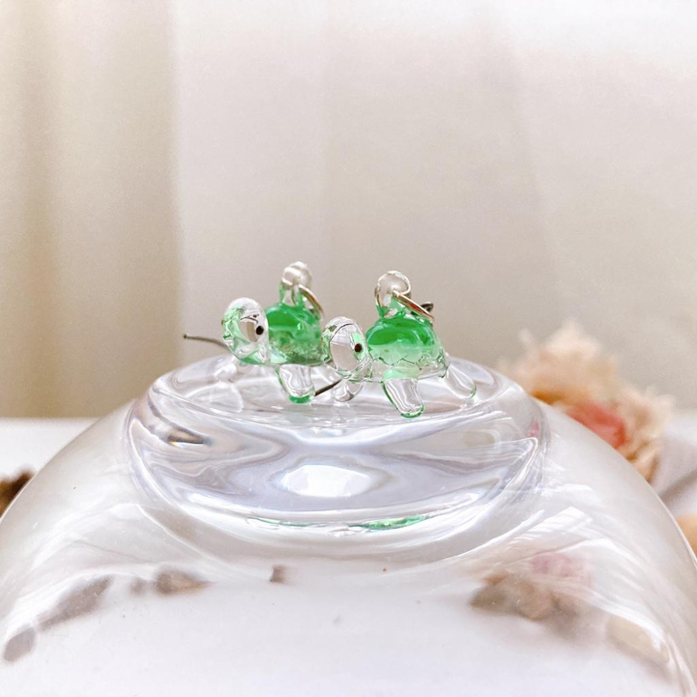 新上市★手工燒製 玻璃製 琉璃 mini小烏龜 耳環 耳飾-細節圖2
