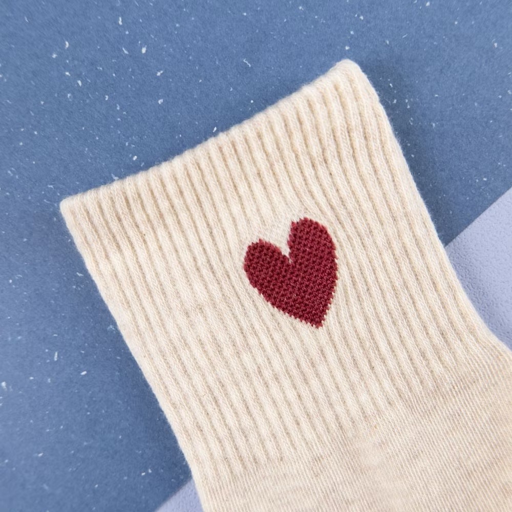 AHUA 韓國襪子 純色愛心中筒襪 女生襪子 女襪 襪子推薦 正韓襪子 純棉襪子 素色襪子 白襪 K0156 阿華有事嗎-細節圖7