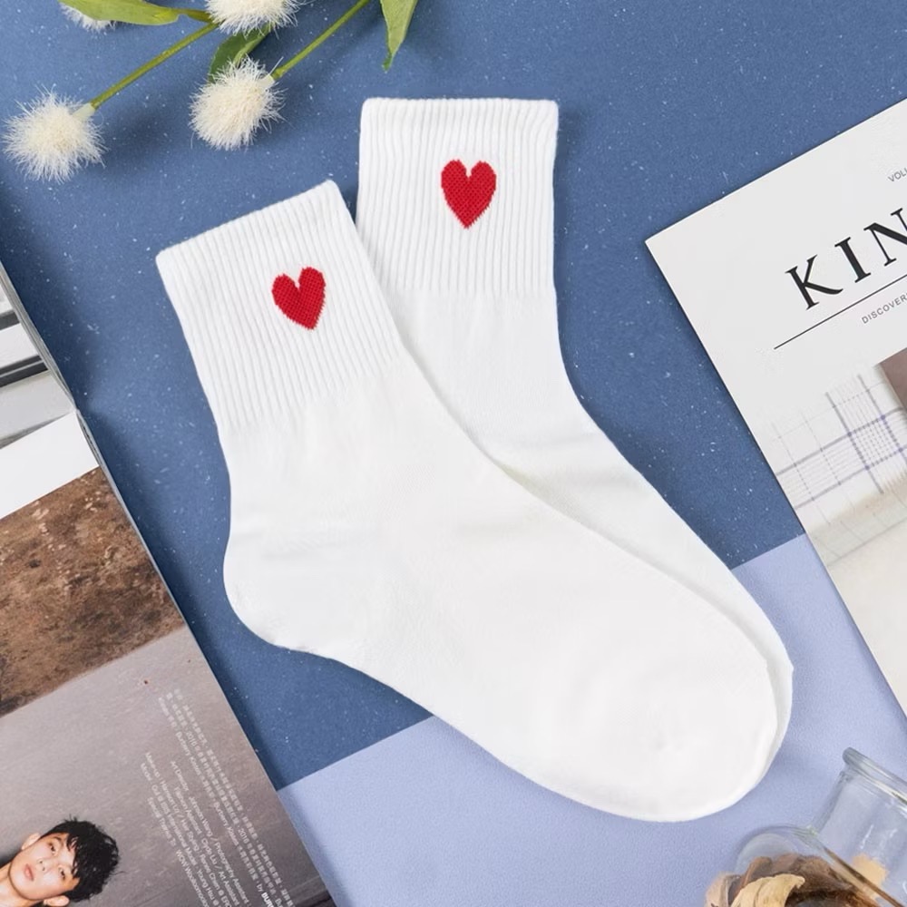 AHUA 韓國襪子 純色愛心中筒襪 女生襪子 女襪 襪子推薦 正韓襪子 純棉襪子 素色襪子 白襪 K0156 阿華有事嗎-規格圖11