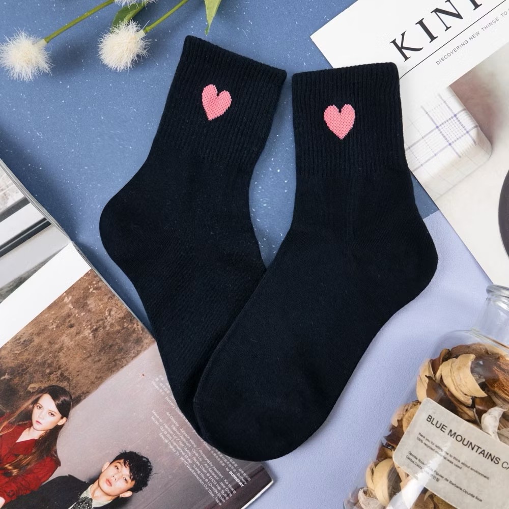 AHUA 韓國襪子 純色愛心中筒襪 女生襪子 女襪 襪子推薦 正韓襪子 純棉襪子 素色襪子 白襪 K0156 阿華有事嗎-規格圖11