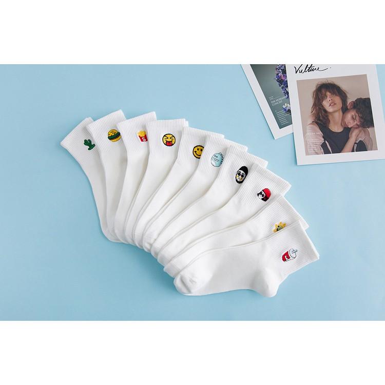 AHUA 日系襪子 刺繡小圖純色中筒襪 S0274 白襪 學生襪 純色襪子 襪子推薦 百搭女襪 女生襪子 阿華有事嗎-細節圖8