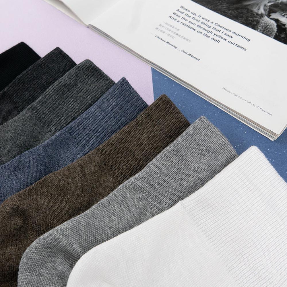 AHUA阿華有事嗎 韓國襪子 百搭純色男生中長筒襪 男襪【K1316】型男必備 百搭純棉襪-細節圖6