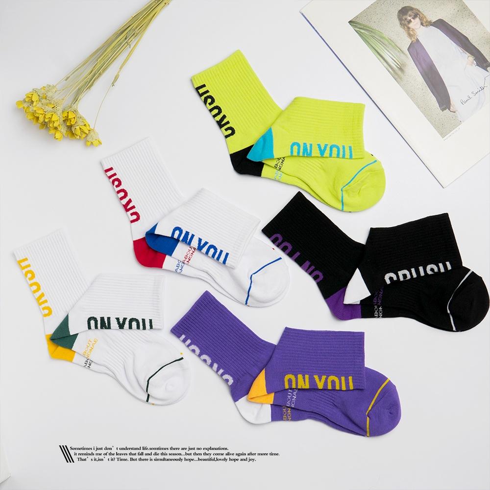 AHUA 韓國襪子 腳後文字中筒AB襪 K0544 女襪 中筒襪 襪子推薦 不對稱襪子 純棉襪 阿華有事嗎-細節圖4