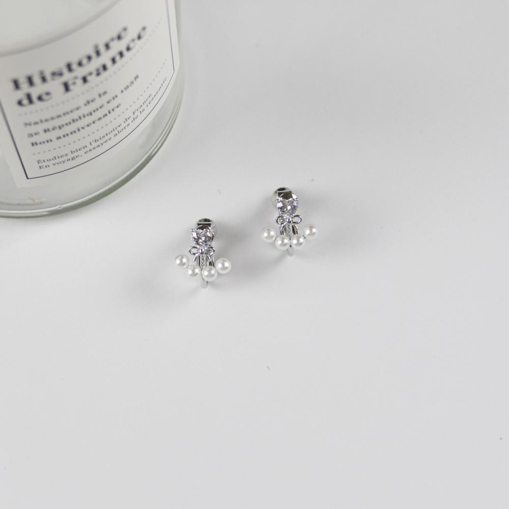 AHUA阿華有事嗎 四顆珍珠愛心鑽蝴蝶結耳夾 A0863 正韓 Ins風 時尚 氣質 百搭 耳夾 無耳洞 基本款-細節圖2