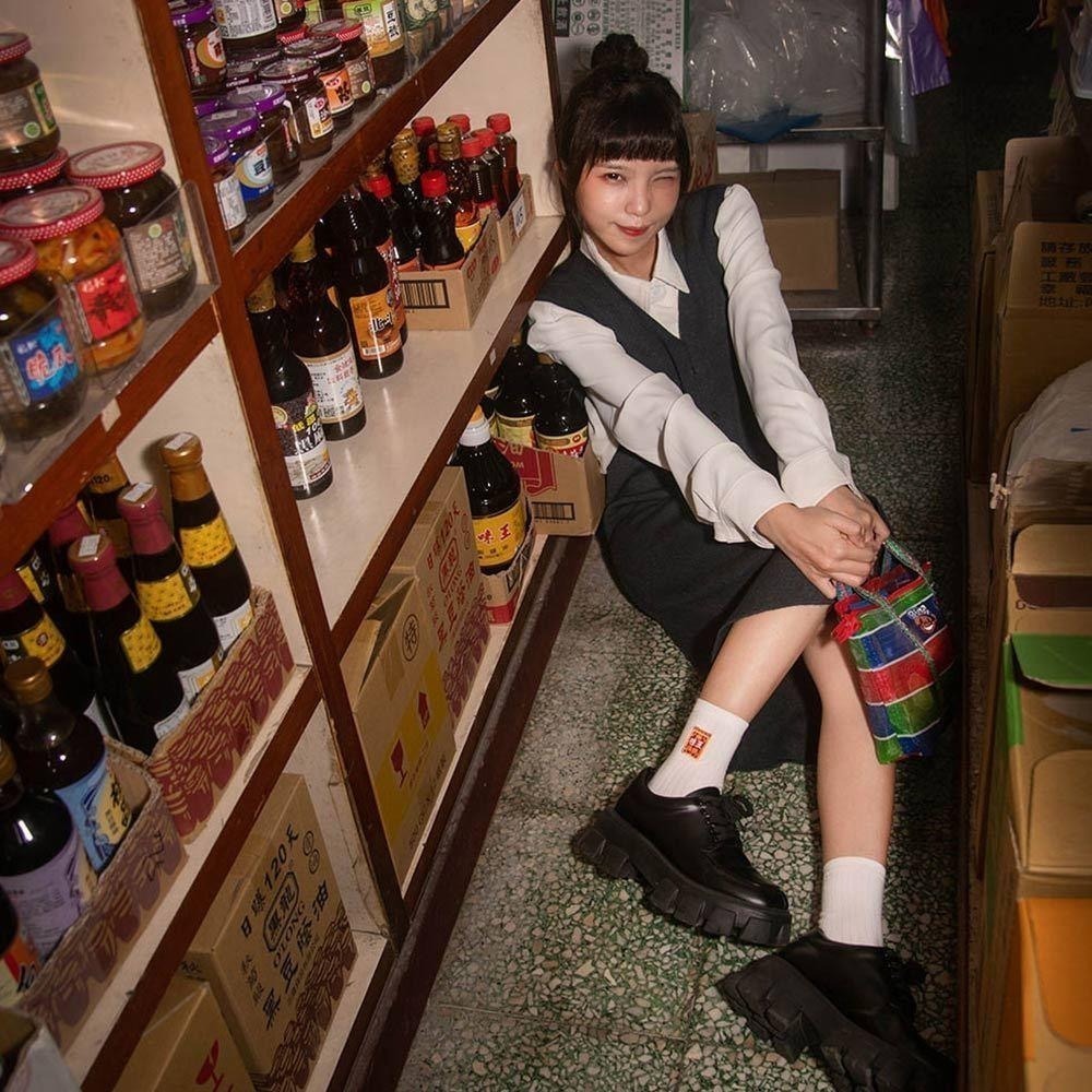 【7-ELEVEN門市團購】AHUA原創設計襪 HUAER味王王子麵聯名中筒襪 棒球 醬油 味精 茄芷袋 Z0034-細節圖6