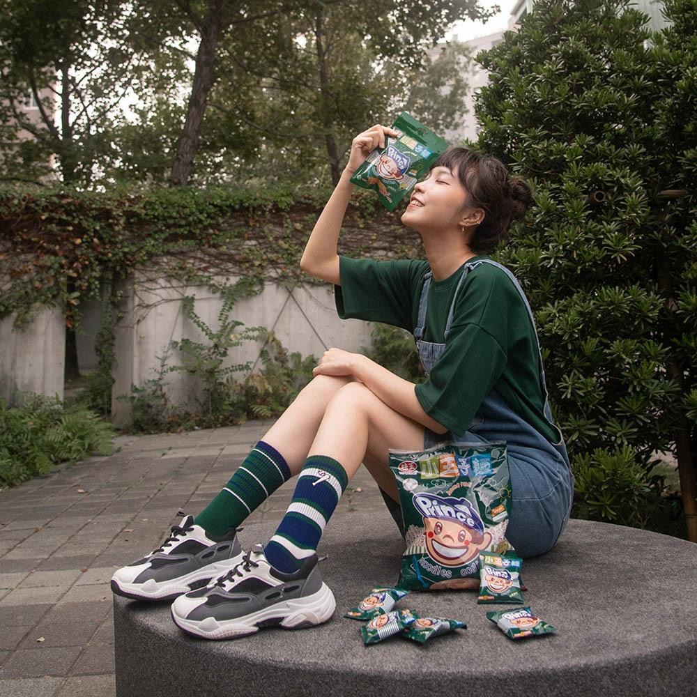 AHUA原創設計襪 HUAER味王王子麵聯名中筒襪 棒球 醬油 味精 茄芷袋 Z0034 公益聯名 台灣製造 阿華有事嗎-細節圖3