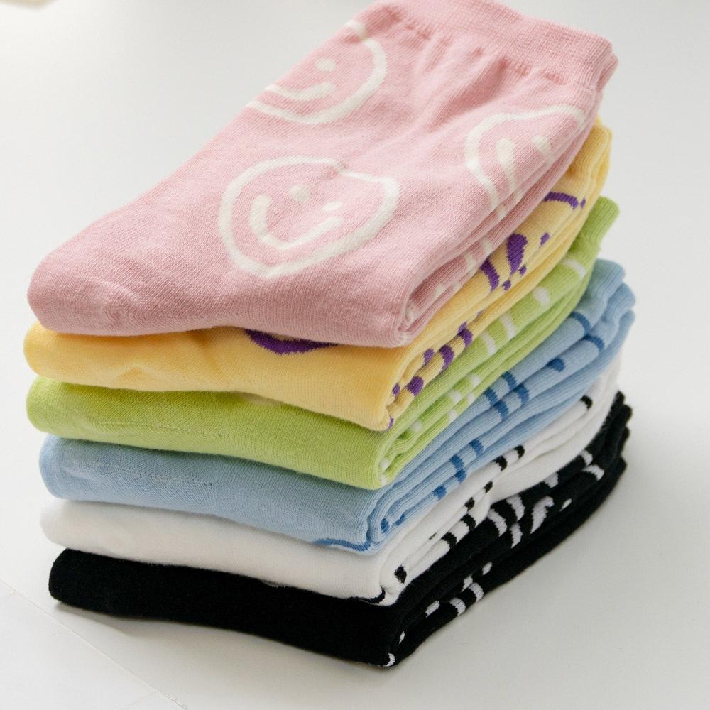 AHUA阿華有事嗎 滿版可愛甜系縷空笑臉中筒襪 K1965 韓妞必備 韓國襪子 百搭純棉襪  韓系 日系 可愛-細節圖7