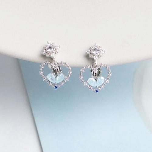 AHUA阿華有事嗎 藍水鑽摟空愛心耳夾 A0853 正韓 Ins風 時尚 氣質 百搭 耳夾 無耳洞 水鑽款-細節圖2