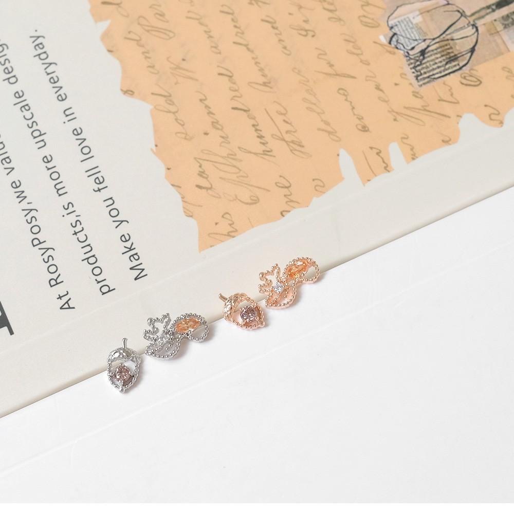 阿華有事嗎 AUHA 韓國飾品 鑲鑽栗子與松鼠貼耳耳環【A0596】正韓 水鑽 氣質 百搭 可愛 簡約 韓妞必備 耳針-細節圖6