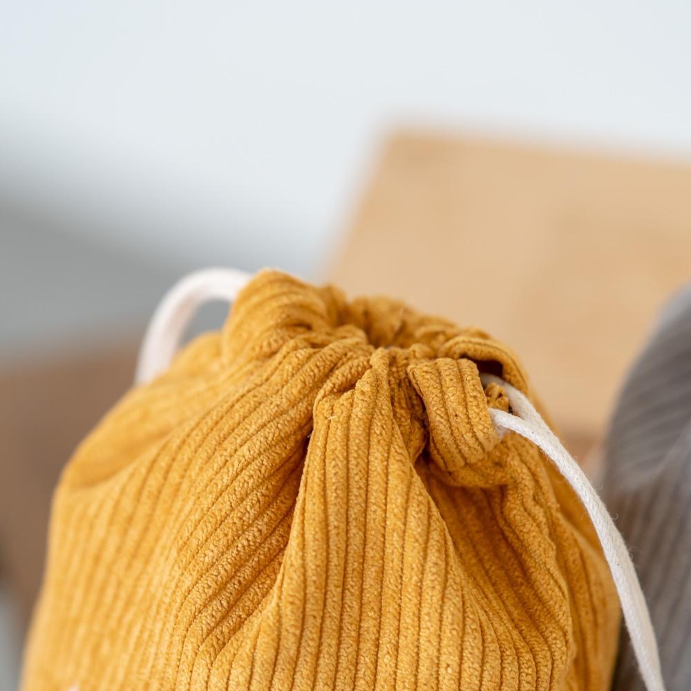 AHUA阿華有事嗎 韓系包包  純色燈芯絨束口袋(大)B0059  韓妞必備小物 百搭配件 包包 袋子 手袋-細節圖6