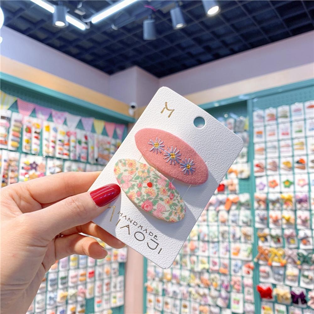 AHUA阿華有事嗎 童布面刺繡三朵花 碎花BB髮夾2入組 TT0089 可愛 兒童髮飾 造型髮夾 (預購)-細節圖3