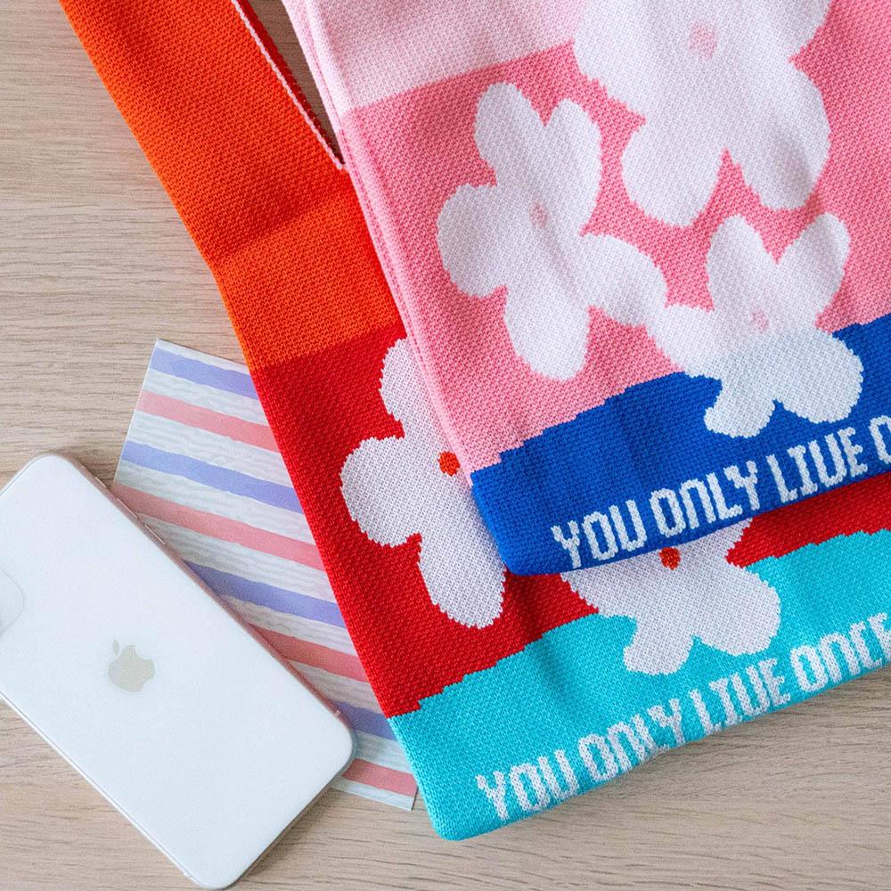 AHUA阿華有事嗎 韓系包包 拚色底三朵白花針織手提包　B0086  韓妞必備包 百搭配件 包包 袋子 手袋 肩包 日系-細節圖9