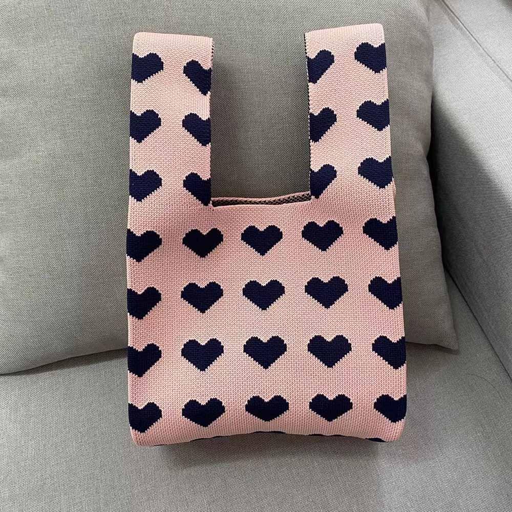 AHUA阿華有事嗎 韓系包包  滿版愛心針織手提包 B0076 韓妞必備包 百搭配件 包包 袋子 手袋 肩包 日系-細節圖7