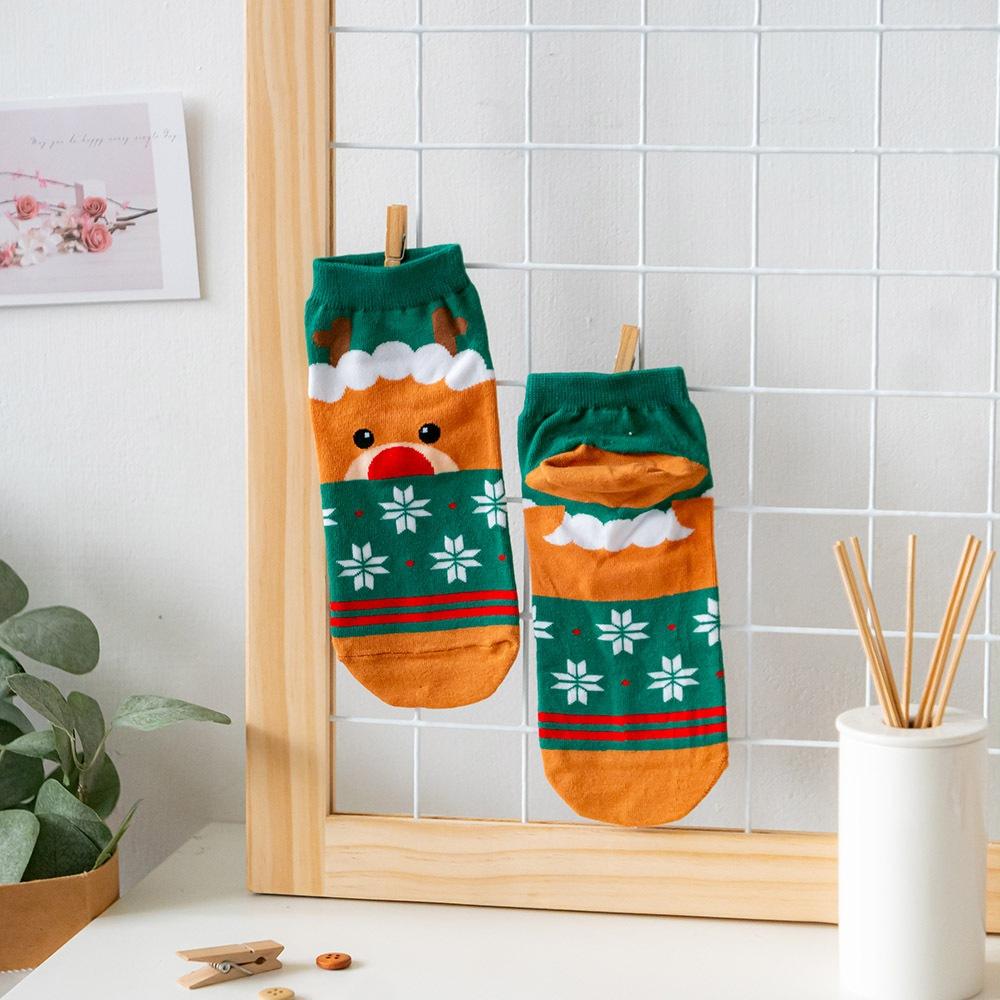 AHUA阿華有事嗎 韓國襪子 全版大臉聖誕人物雪花雙線條短襪 K1919 正韓熱賣款 韓妞必備長襪 百搭純棉襪-細節圖8