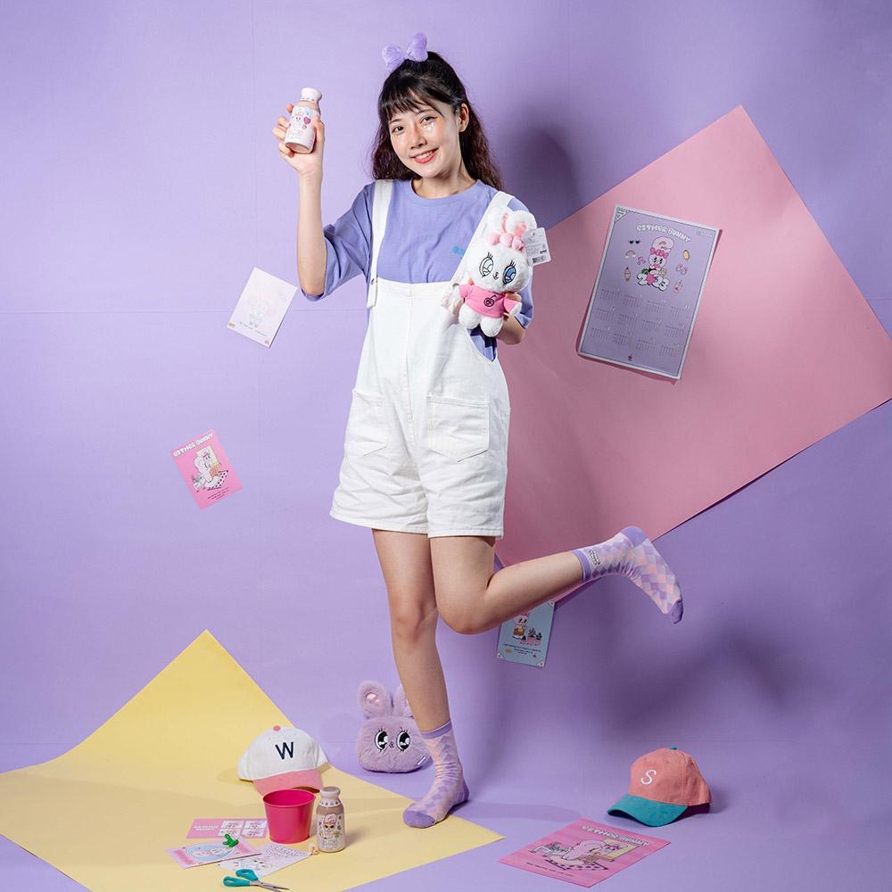 AHUA 艾絲樂小兔聯名襪 幾何電繡AB中筒襪 MIT襪子 女生襪子 女襪 襪子推薦 純棉襪子 R0017 阿華有事嗎-細節圖4