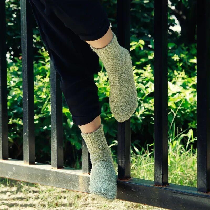 AHUA阿華有事嗎 日系襪子 純色羊毛中筒襪 S0298  韓系少女襪 韓妞必備長襪 復古百搭羊毛襪-細節圖5