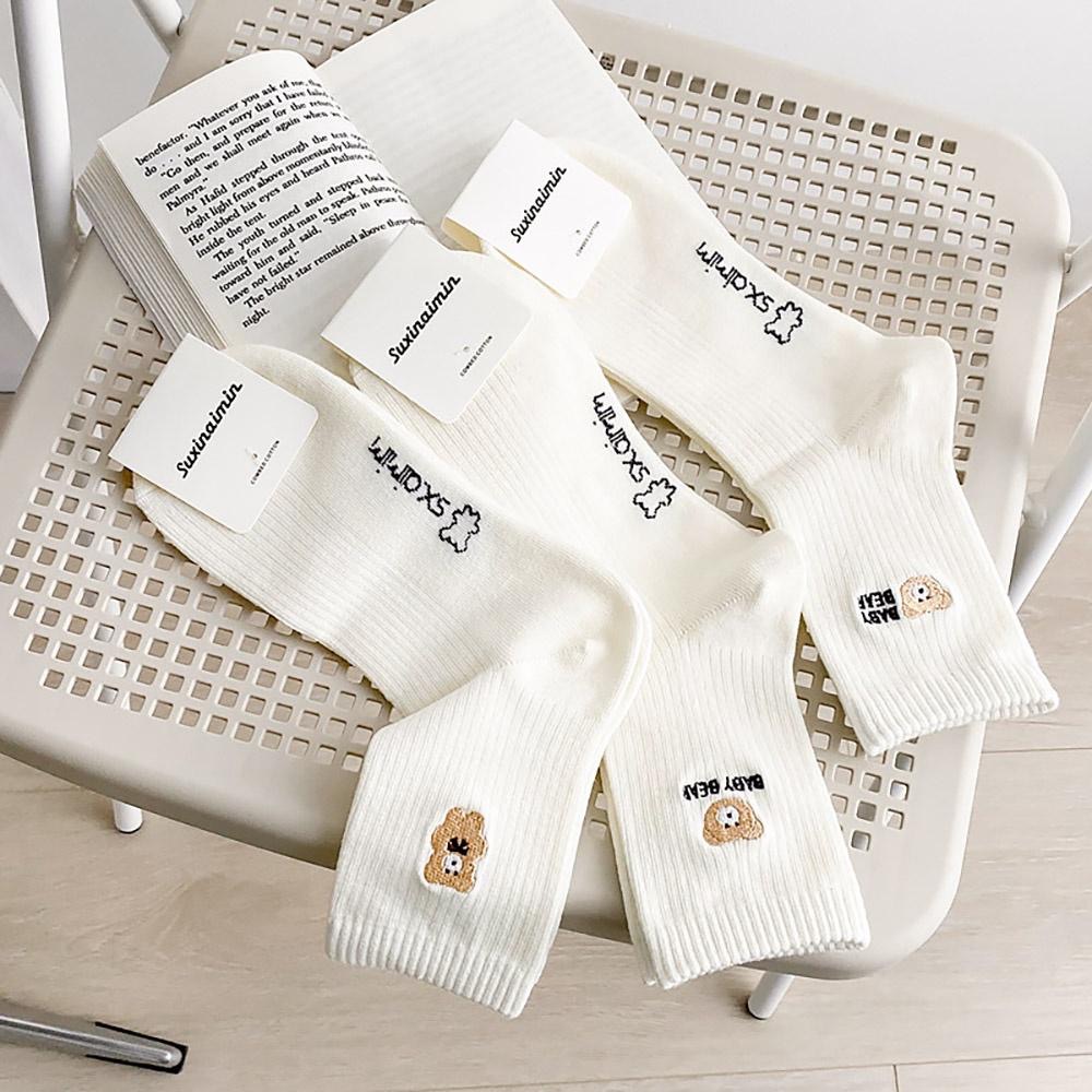 AUHA 日系襪子 字母刺繡小熊中筒襪 S0427 女生襪子 女襪 襪子推薦 白襪 黑襪 可愛襪子 純棉襪子 阿華有事嗎-細節圖9