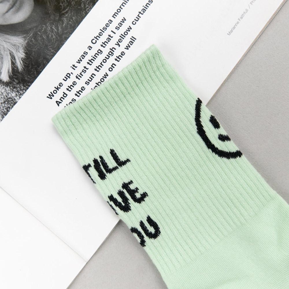 AHUA 韓國襪子 笑臉英文中筒襪 女生襪子 女襪 襪子推薦 可愛襪子 笑臉襪子 長襪 純棉襪 K1488 阿華有事嗎-細節圖7