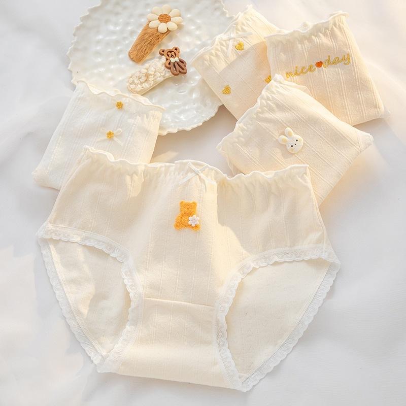 AHUA 阿華有事嗎 米黃系刺繡布貼抗菌蕾絲花邊內褲 I0086 女生內褲  流行少女內褲 可愛內褲-細節圖5