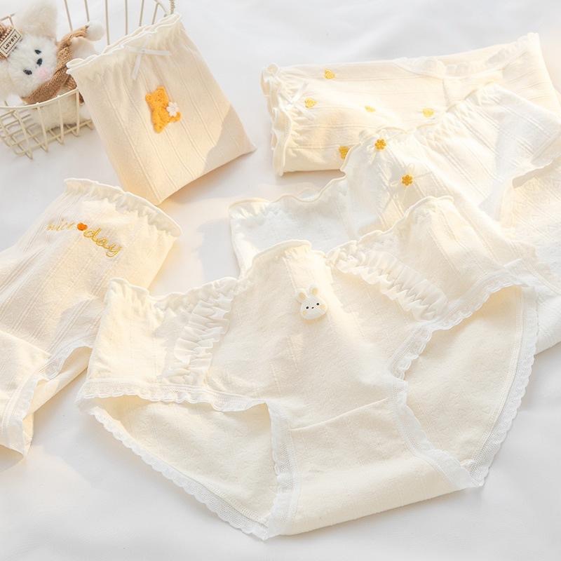 AHUA 阿華有事嗎 米黃系刺繡布貼抗菌蕾絲花邊內褲 I0086 女生內褲  流行少女內褲 可愛內褲-細節圖9