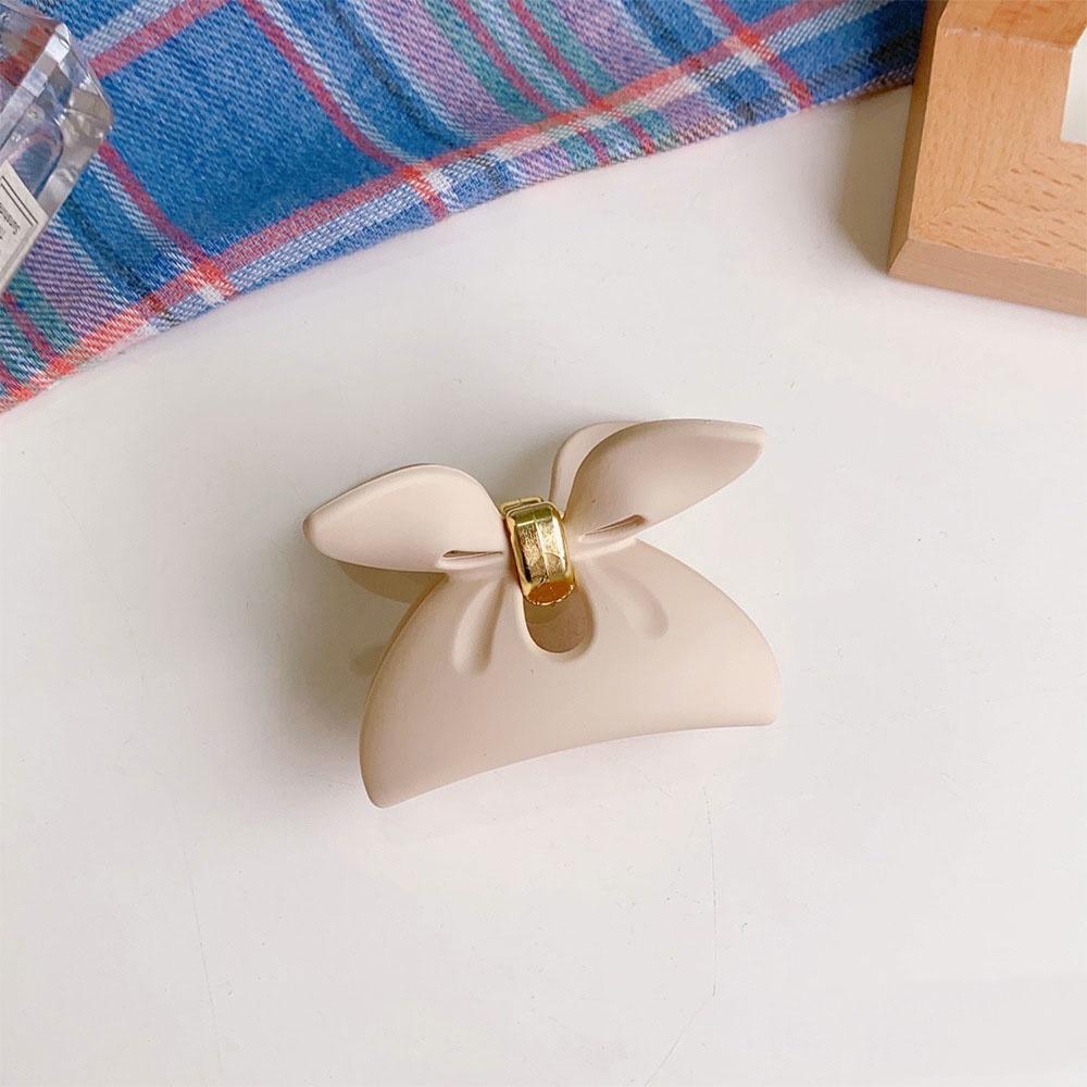 AHUA 霧面奶茶色系髮夾 E0097 鯊魚夾 大抓夾 Ins風髮夾 百搭瀏海夾 女生髮飾 阿華有事嗎-細節圖5