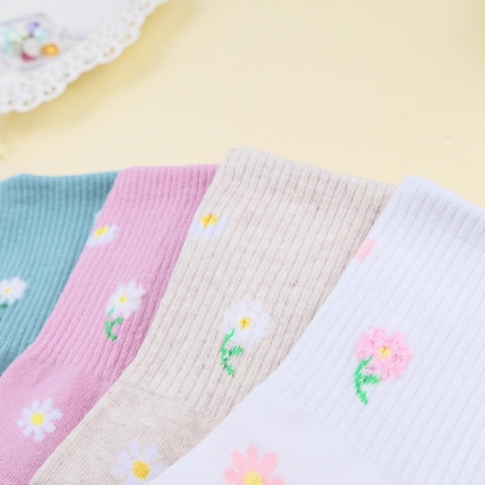AHUA 阿華有事嗎 滿版立體毛毛花朵中筒襪 K2331 正韓襪子 百搭純棉襪 韓系必備 少女襪-細節圖6