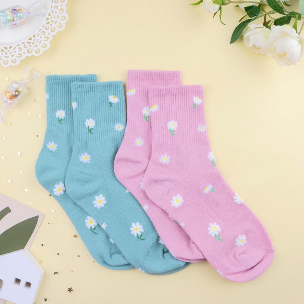 AHUA 阿華有事嗎 滿版立體毛毛花朵中筒襪 K2331 正韓襪子 百搭純棉襪 韓系必備 少女襪-細節圖7