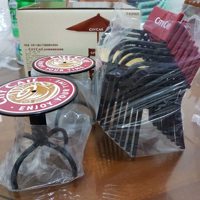 【薇樂園】✌手 ☔拍場景、劇場的好幫手☔經典絕版 袖珍迷最愛☔city cafe迷你陽傘咖啡1桌4椅-細節圖2