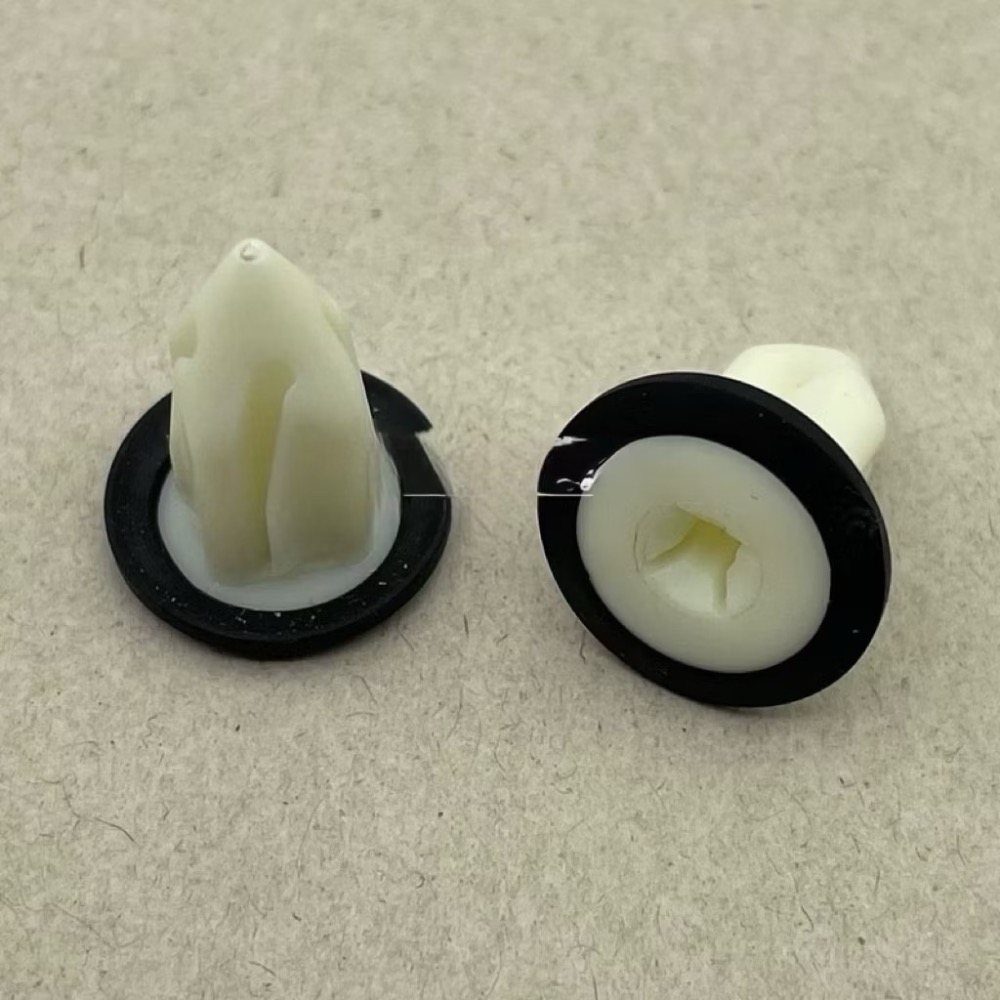 （3個）福特 福克斯 嘉年華 尾燈 螺母底座 固定卡扣 螺絲底座 尼龍卡子-細節圖2