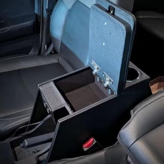 ⚡️當日出貨 台灣保固⚡️ JSPACE 中央扶手 ✨ 免鑽孔安裝 加大置物空間 PD+QC雙快充 後排雙杯架-細節圖2