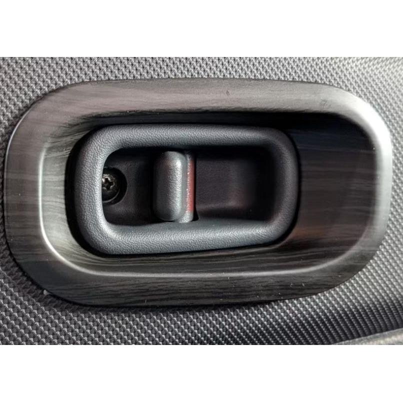 [J SPACE 廂車專用]中門門鎖栓 (卡夢/碳黑木紋) | 內門板 鎖扣飾框｜J SPACE配件｜J SPACE改裝-細節圖2