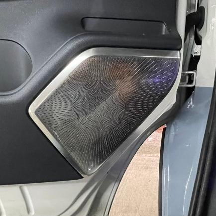 [J SPACE 廂/貨車專用]柏林美學喇叭蓋｜防刮｜音響｜汽車百貨｜車內配件｜J SPACE配件｜J SPACE改裝-細節圖3